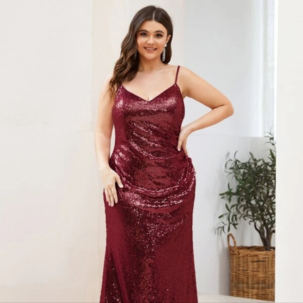 NWOT Ever Pretty Sequin gown